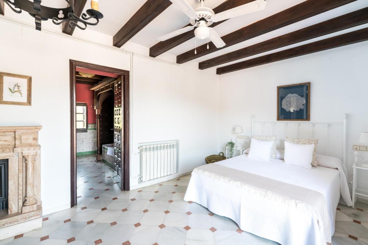 La Rejaquera Villa Villanueva del Rio y Minas Bagian luar foto